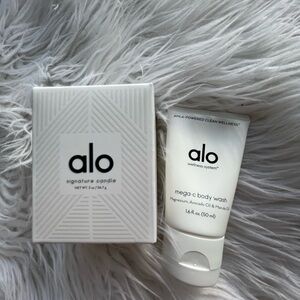 Alo Signature Candle and Body Wash Set new one